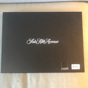 Saks fifth Avenue cashmere scarf